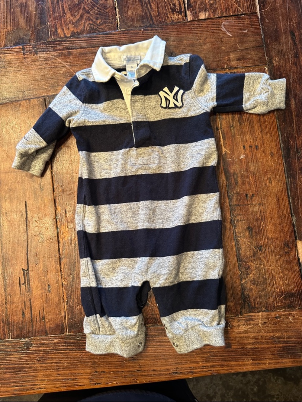 Baby Polo Ralph Lauren NY Yankees Rugby Romper – Long Sleeve. Size 3Months